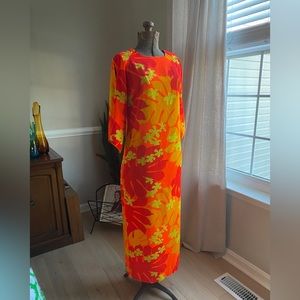 Vintage Pomarè Tahiti Floral Hawaiian Maxi Dress. Barkcloth 60s-70s Mod MCM